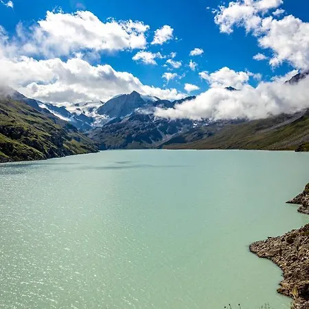 Un Moment De Detente Inoubliable Saillon-les-bain Apartment